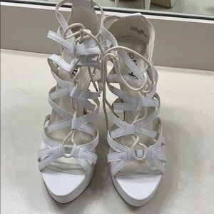 Rouge Heels